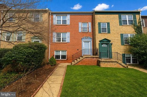 4765 Kandel Ct, ANNANDALE, VA, 22003-5949 | Card Image