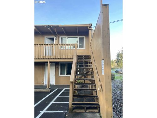 23-1260 10th St, Florence, OR, 97439-7421 | Card Image