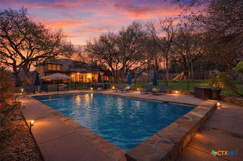 2205 High View Dr, Belton, TX, 76513-1054 | Card Image