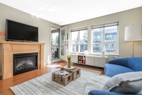 412-8717 160 St, Surrey, BC, V4N5X7 | Card Image