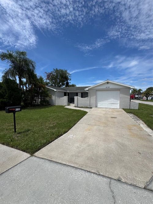 6135 Seabreeze Dr, Port Richey, FL, 34668-3545 | Card Image