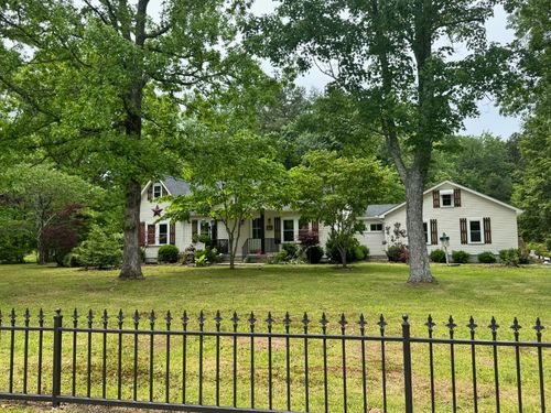 4540 S York Hwy, Jamestown, TN, 38556-5327 | Card Image