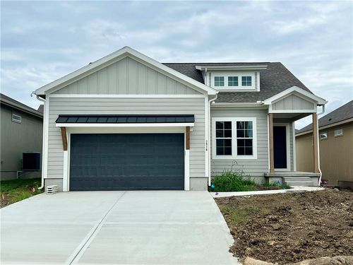 1516 Sw Arbor Park Ter, Lee's Summit, MO, 64082-4206 | Card Image