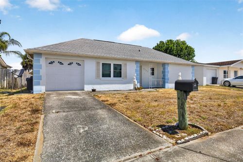 8327 Moulton Dr, PORT RICHEY, FL, 34668-4236 | Card Image