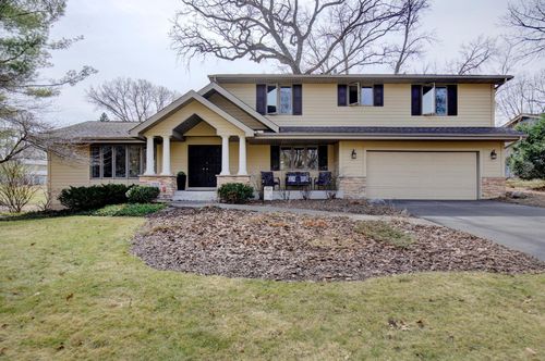 17325 25th Ave N, Plymouth, MN, 55447-2237 | Card Image