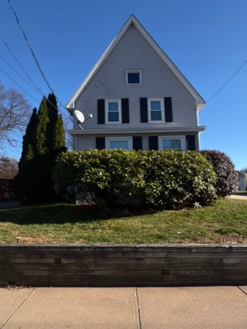 17 North St, Manchester, CT, 06042-2020 | Card Image