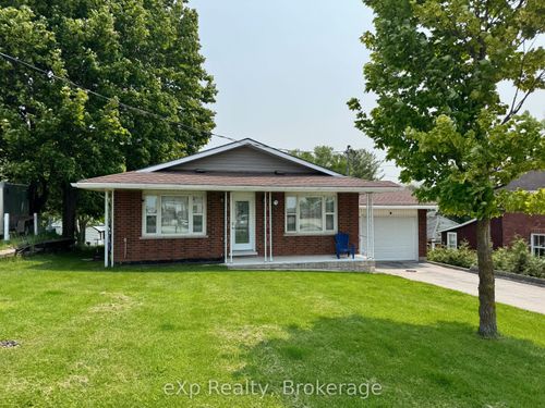 361 1st Ave S, Chesley, ON, N0G1L0 | Card Image