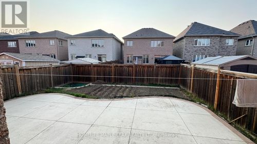 8 Ricardo Rd, Brampton, ON, L6P3Z1 | Card Image