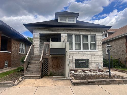 8753 S Laflin St, Chicago, IL, 60620-4844 | Card Image