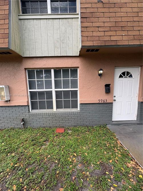 na-5963 Nw 23rd St, Lauderhill, FL, 33313-3152 | Card Image