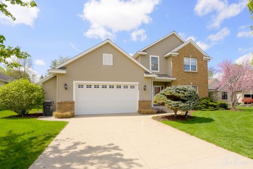 8249 Morning Dew Ct Sw, Byron Center, MI, 49315-8105 | Card Image