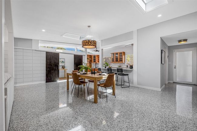 4925 Camellia Way S, House other with 3 bedrooms, 2 bathrooms and null parking in ST PETERSBURG FL | Image 12