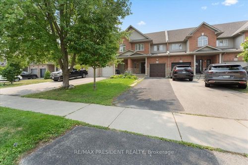 285 Southbrook Dr, Binbrook, ON, L0R1C0 | Card Image