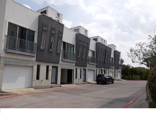 p4-4801 S Congress Ave, Austin, TX, 78745-2495 | Card Image