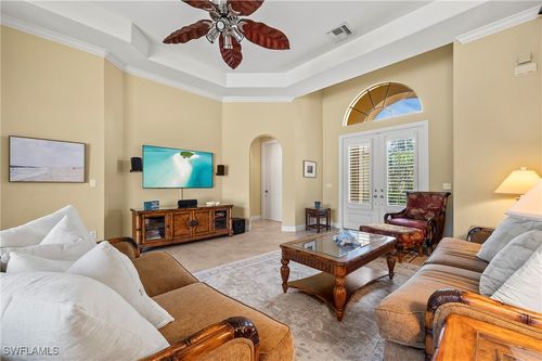 975 Tivoli Ct, NAPLES, FL, 34104-0836 | Card Image