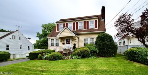14 N 11th St, Paterson, NJ, 07522-1117 | Card Image
