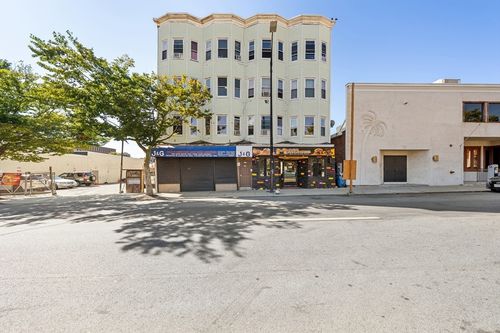 apt-3-50 Common St, Lawrence, MA, 01840-1748 | Card Image