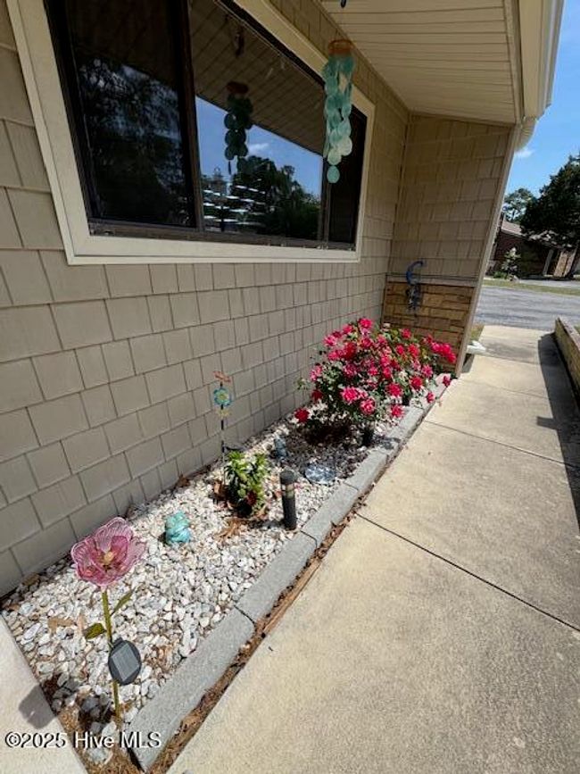 27 Quarterdeck Townes, Townhouse with 2 bedrooms, 2 bathrooms and null parking in New Bern NC | Image 5