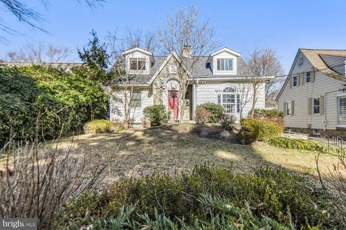 4415 Bradley Ln, CHEVY CHASE, MD, 20815-5230 | Card Image