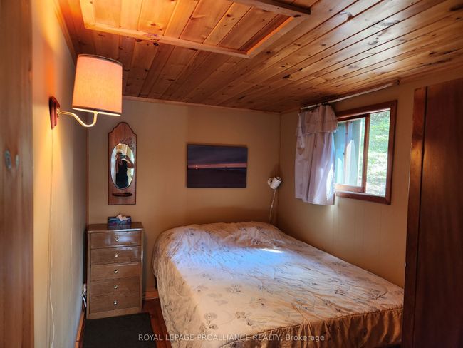 102 Mazinaw Lake, House other with 2 bedrooms, 1 bathrooms and null parking in Cloyne ON | Image 12