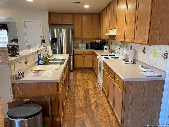 153 Springtree Pkwy, House other with 3 bedrooms, 2 bathrooms and null parking in Cibolo TX | Image 23