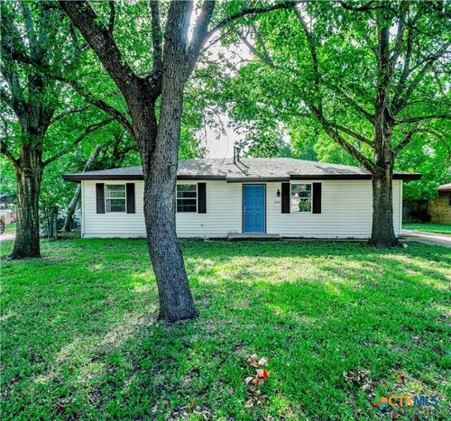 2225 Herrington St, Belton, TX, 76513-4513 | Card Image