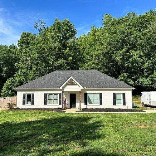 4072 Ponderosa Ln, Gainesville, GA, 30506-5356 | Card Image