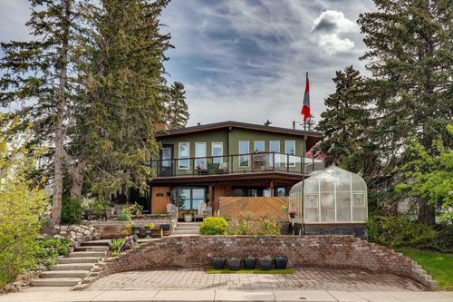 3232 15 Street Nw, Calgary, AB, T2L0R1 | Card Image
