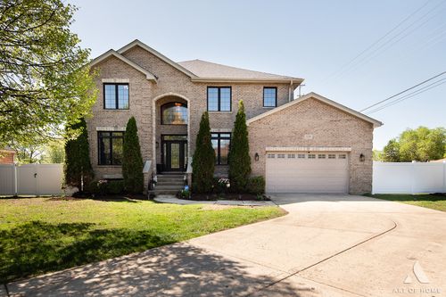 1139 James Peter Ct, Darien, IL, 60561-3774 | Card Image