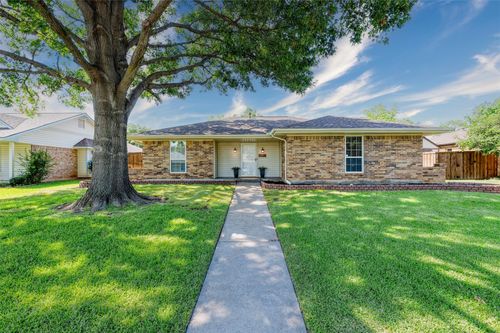 1336 Lark Ln, Lewisville, TX, 75077-7606 | Card Image