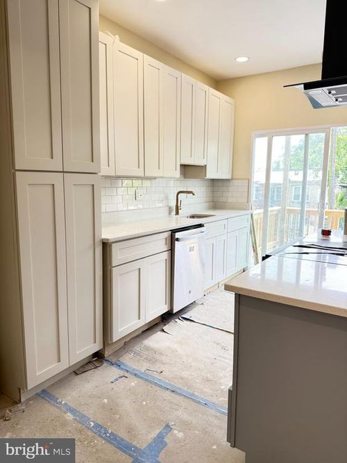4121 Norfolk Ave, BALTIMORE, MD, 21216-1244 | Card Image
