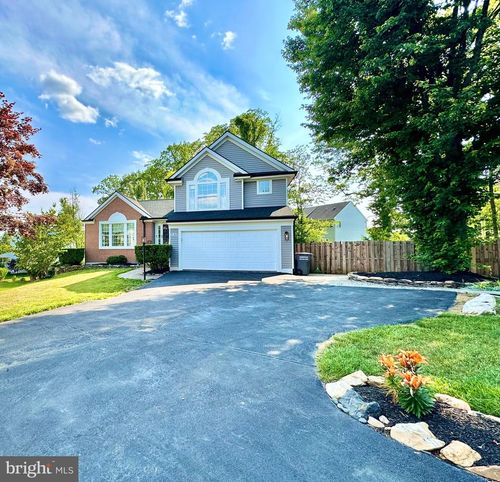 15764 Beau Ridge Dr, WOODBRIDGE, VA, 22193-1028 | Card Image
