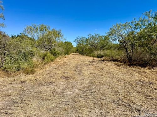 0 County Road 215, Falls City, TX, 78113 | Card Image