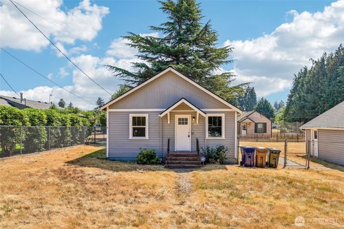 6925 52nd Ave W, University Place, WA, 98467-3206 | Card Image