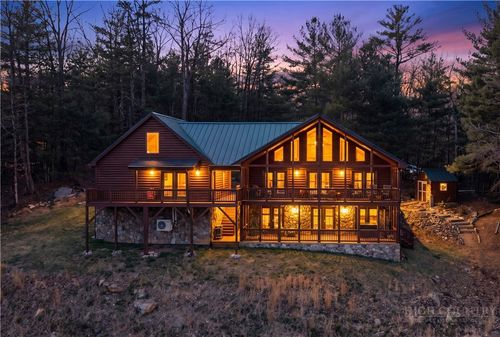 196 Eagle Nest Rd, Purlear, NC, 28665-9098 | Card Image