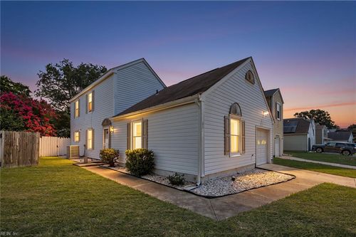 857 Sedley Rd, Virginia Beach, VA, 23462-7031 | Card Image