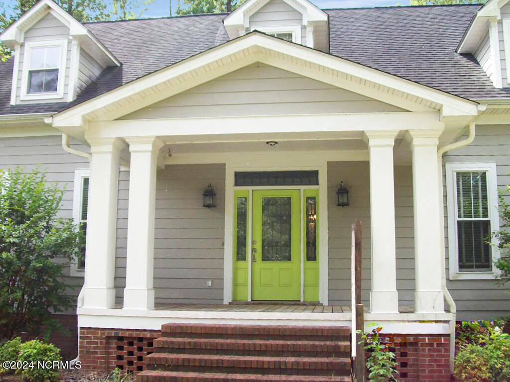 Woodridge Ln, Rose Hill, NC 28458