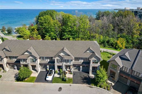 59 Southshore Cres, Stoney Creek, ON, L8E0J3 | Card Image