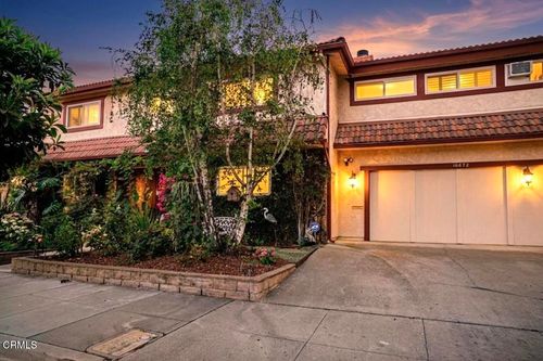 10872 Kings Road, Ventura, CA, 93004 | Card Image