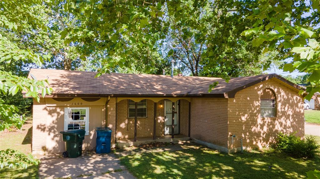 Cynthia Dr, Midwest City, OK 73130
