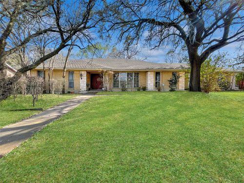 1200 E Franklin St, Hillsboro, TX, 76645-2620 | Card Image