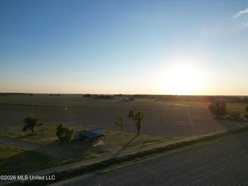 62 Nicholson Road, Yazoo City, MS, 39194 | Card Image