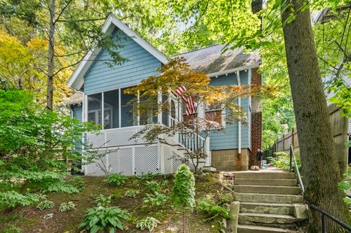 165 Bigelow St, Boston, MA, 02135 | Card Image