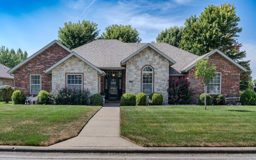 5621 N 10th Ave, Ozark, MO, 65721-5721 | Card Image
