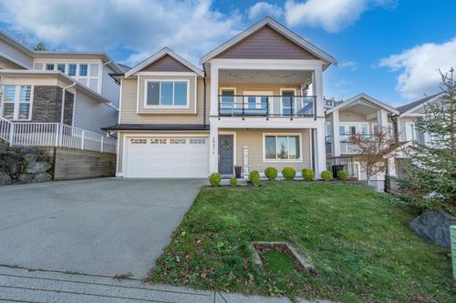 46874 Sylvan Dr, Chilliwack, BC, V2R0J8 | Card Image