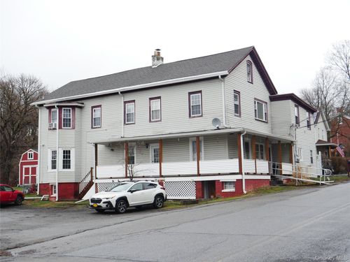unit-4-19 Main St, Wappingers Falls, NY, 12590-5555 | Card Image