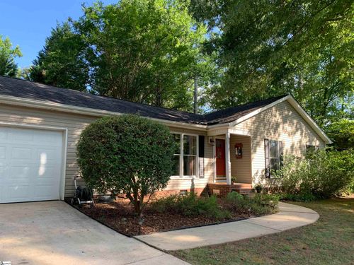 204 Mill Estate Rd, Taylors, SC, 29687-5112 | Card Image