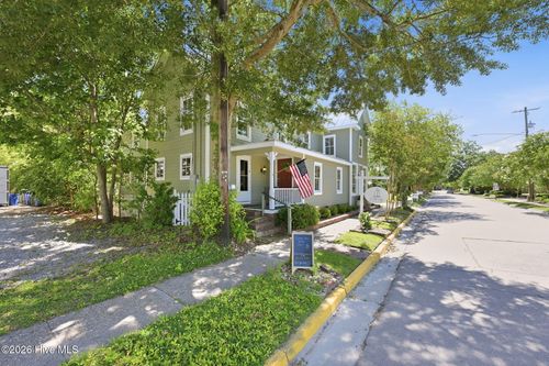 508 Church St, Oriental, NC, 28571-9294 | Card Image
