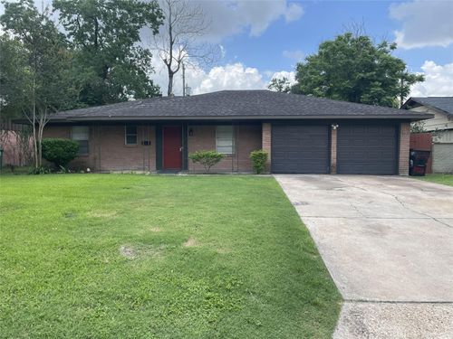 8915 Reamer Street, Houston, TX, 77074 | Card Image