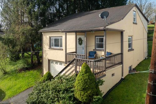 371 Hawk St, Granville, WV, 26534 | Card Image